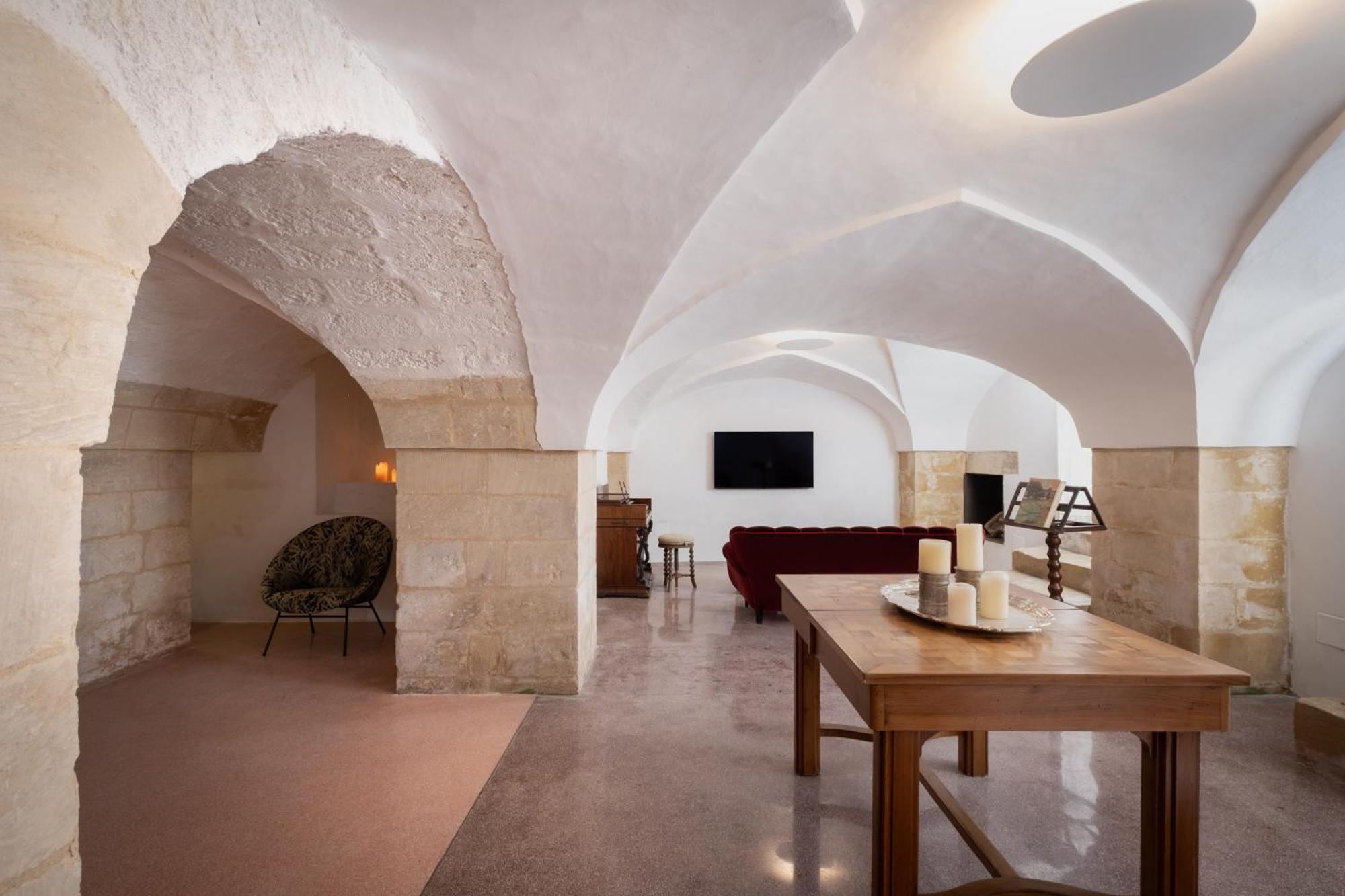 Dimora Del Vescovo Art Boutique Hotel Minervino di Lecce Exterior foto