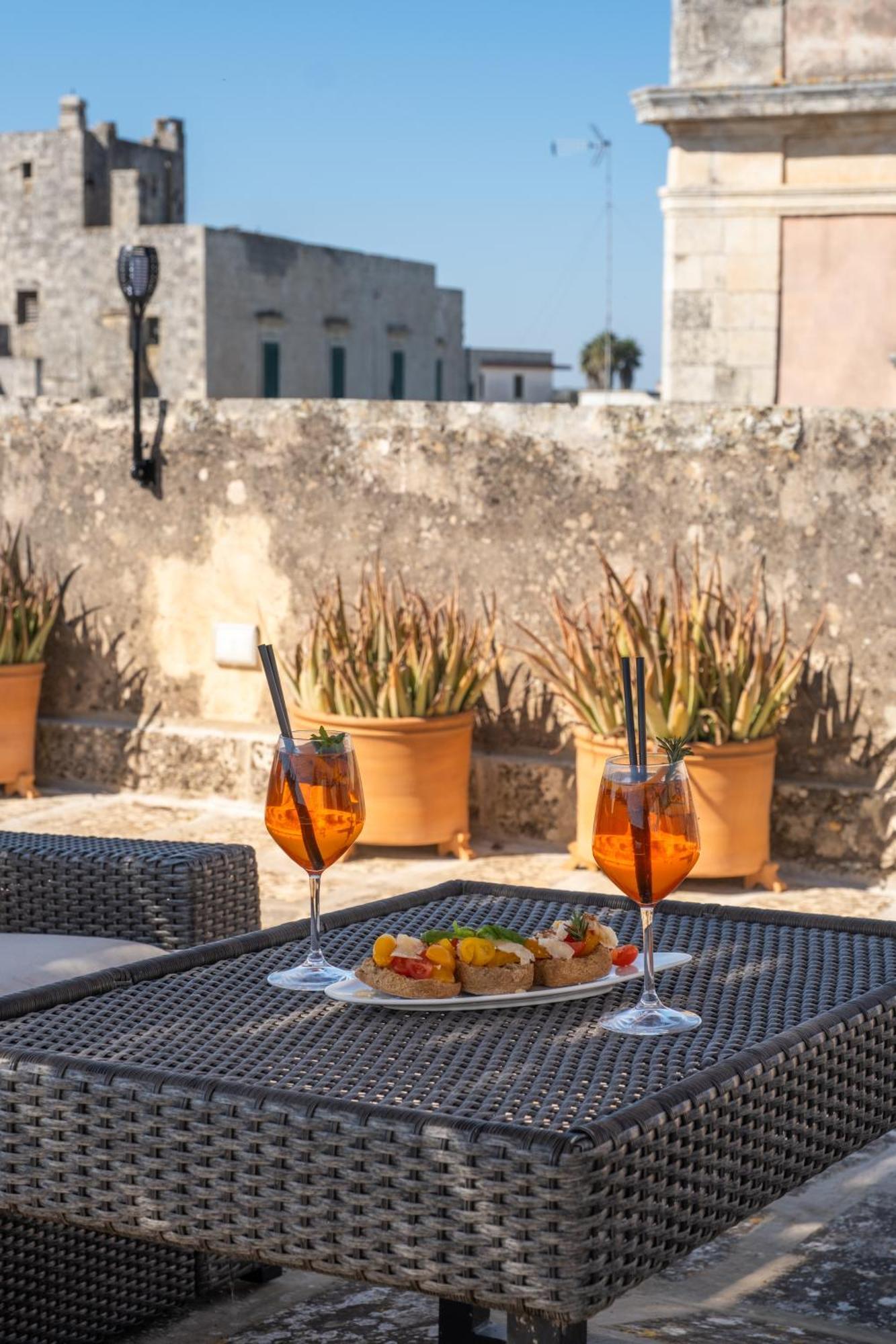 Dimora Del Vescovo Art Boutique Hotel Minervino di Lecce Exterior foto